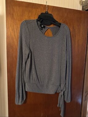 Iz Byer Gray Ribbed Long Sleeve Knit Top